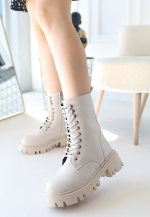 Neole Bej Cilt Bağcıklı Bot (Numara: 39)