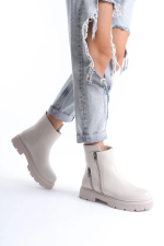 Menta Bej Cilt Fermuar Aksesuarlı Bot (Numara: 39)