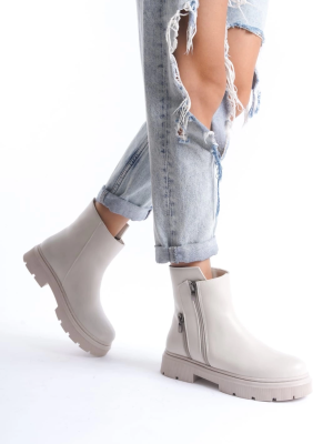 Menta Bej Cilt Fermuar Aksesuarlı Bot (Numara: 39)