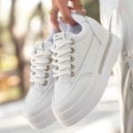 Lulu Beyaz Cilt Bağcıklı Spor Ayakkabı (Numara: 39) - Görsel 4