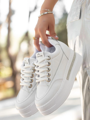 Lulu Beyaz Cilt Bağcıklı Spor Ayakkabı (Numara: 40)