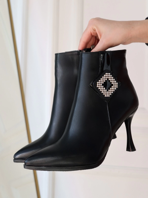 Moose Siyah Cilt Topuklu Bot (Numara: 40)