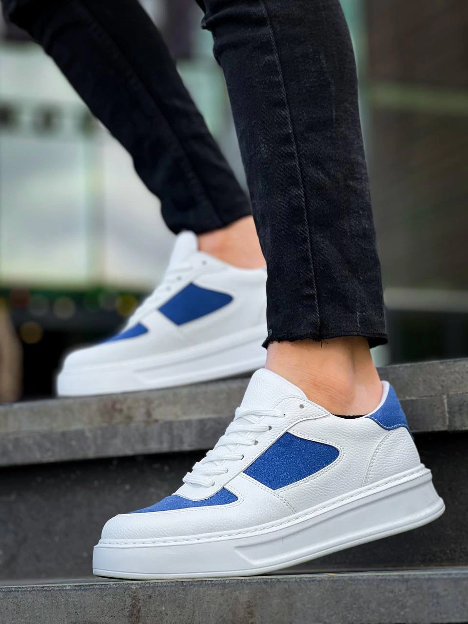 1229543_kb-x8-kuback-beyaz-cilt-mavi-suet-detayli-beyaz-yuksek-taban-gunluk-spor-ayakkabi-482640072-sw960sh1280.png Kb-X8 Kuback Beyaz Cilt Mavi Süet Detaylı Beyaz Yüksek Taban Günlük Spor Ayakkabı (Numara: 43) - Görsel 4