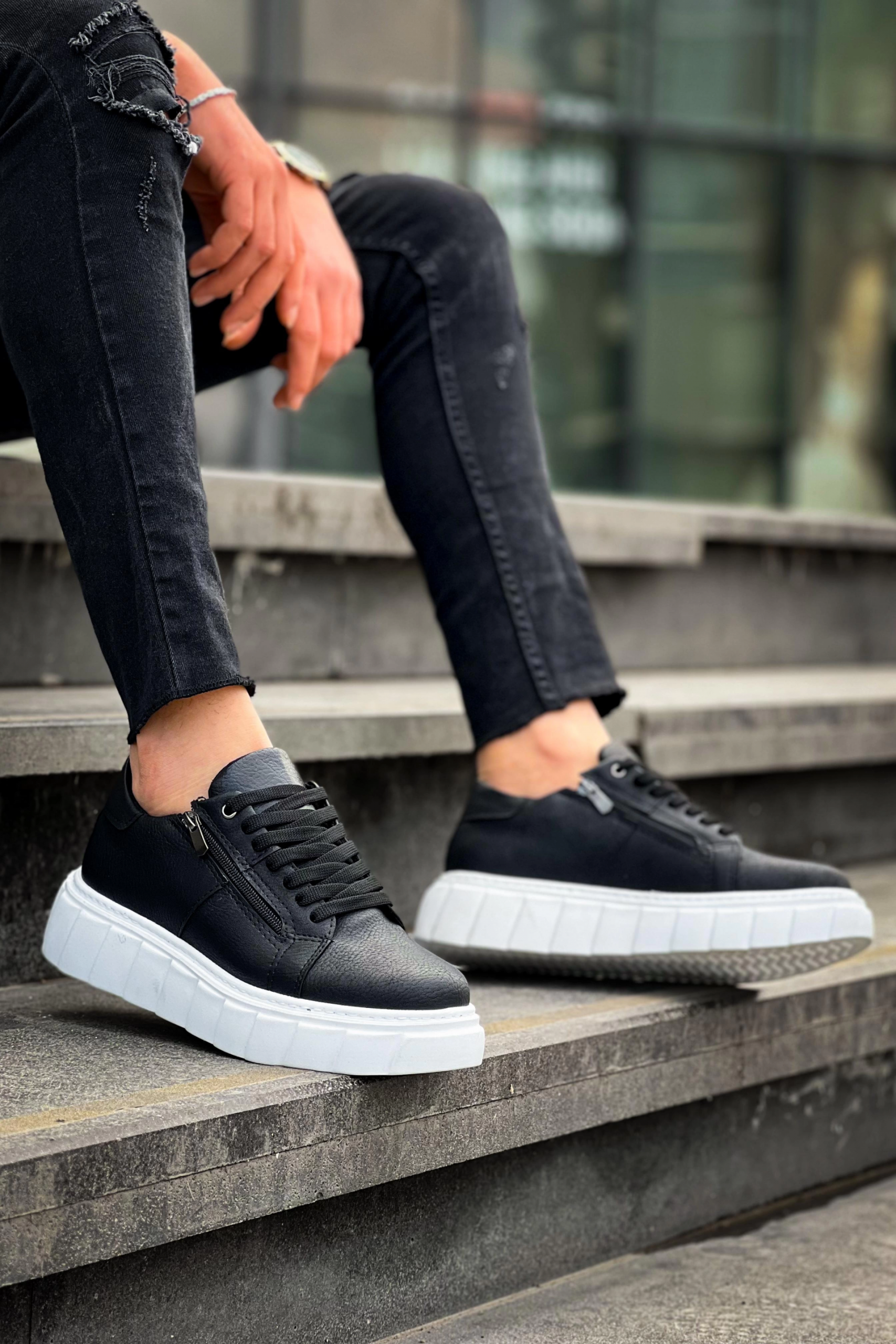 1229606_kb-x155-kuback-siyah-cilt-detayli-beyaz-yuksek-taban-gunluk-spor-ayakkabi-166191428-sw2688sh4032.png Kb-X155 Kuback Siyah Cilt Detaylı Beyaz Yüksek Taban Günlük Spor Ayakkabı (Numara: 41) - Görsel 1