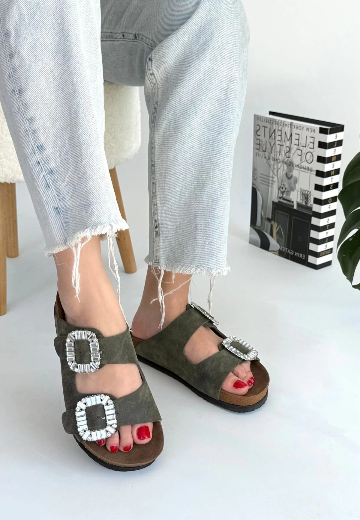 1229672_nool-yesil-nubuk-terlik-143026024-sw1200sh1736.png Nool Yeşil Nubuk Terlik (Numara: 37) - Görsel 1