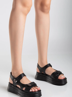 Saide Siyah Cilt Cırt Cırtlı Sandalet (Numara: 39)