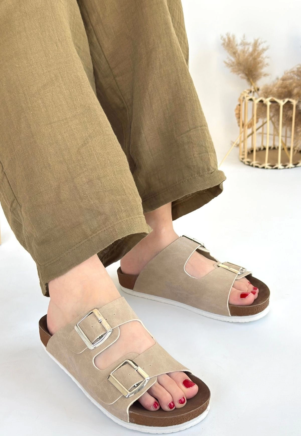 1230536_rino-ten-nubuk-terlik-135329619-sw1200sh1736.png Rıno Ten Nubuk Terlik (Numara: 37) - Görsel 1