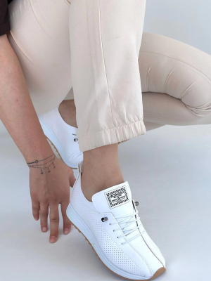 Fiert Beyaz Cilt Bağcıklı Spor Ayakkabı (Numara: 39)