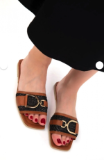 Pıer Siyah Cilt Terlik (Numara: 38)