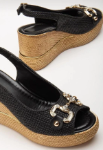 Caver Siyah Cilt Dolgu Topuk Sandalet (Numara: 38) - Görsel 3