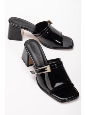 Ziva Siyah Rugan Topuklu Terlik (Numara: 37)