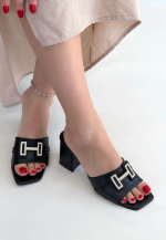 Erew Siyah Cilt Topuklu Terlik (Numara: 36) - Görsel 3