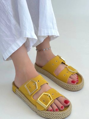 Loera Sarı Nubuk Çift Tokalı Terlik (Numara: 37)