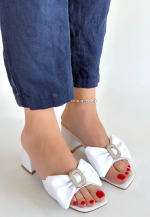 Niyyar Beyaz Cilt Topuklu Terlik (Numara: 37) - Görsel 2