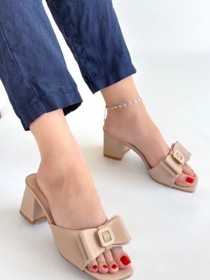 Pier Nude Cilt Topuklu Terlik (Numara: 39)