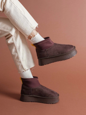 Cuen Kahverengi Süet Bot (Numara: 38)