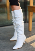 Zelya Beyaz Cilt Topuklu Çizme (Numara: 37)