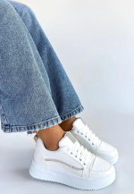 Natte Beyaz Cilt Bağcıklı Spor Ayakkabı (Numara: 39)