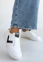 Jowen Beyaz Cilt Siyah Detaylı Bağcıklı Spor Ayakkabı (Numara: 36) - Görsel 2