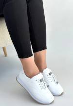 Finna Beyaz Cilt Bağcıklı Spor Ayakkabı (Numara: 40)