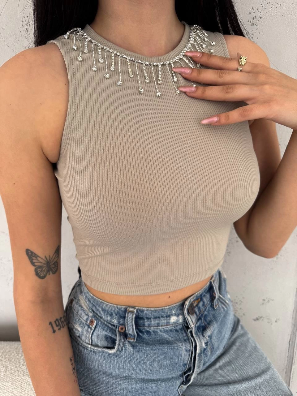 1232636_fitilli-kaskorse-yakasi-zincirli-atlet-vizon-98882271-sw960sh1280.png Fitilli Kaşkorse Yakası Zincirli Atlet Vizon (Beden: M) - Görsel 1