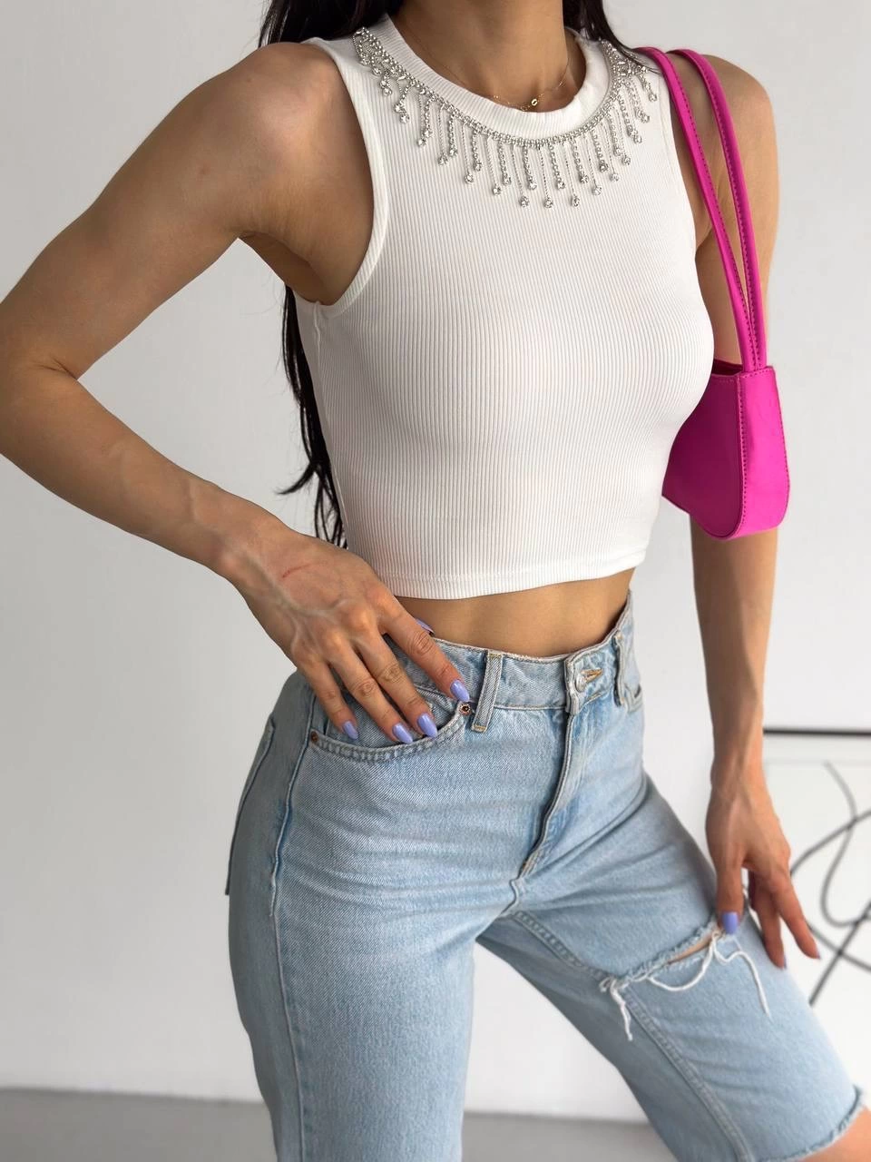 1232639_fitilli-kaskorse-yakasi-zincirli-atlet-beyaz-92098194-sw960sh1280.png Fitilli Kaşkorse Yakası Zincirli Atlet Beyaz (Beden: M) - Görsel 1