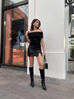 Madonna Yaka Sıfır Kol Bluz Siyah (Beden: S) - Görsel 5