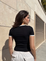 Yaka Kol Garnili Ön Parçalı Bluz Siyah (Beden: S) - Görsel 4