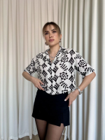 Siyah Beyaz Baskılı Crop Gömlek (Beden: L)