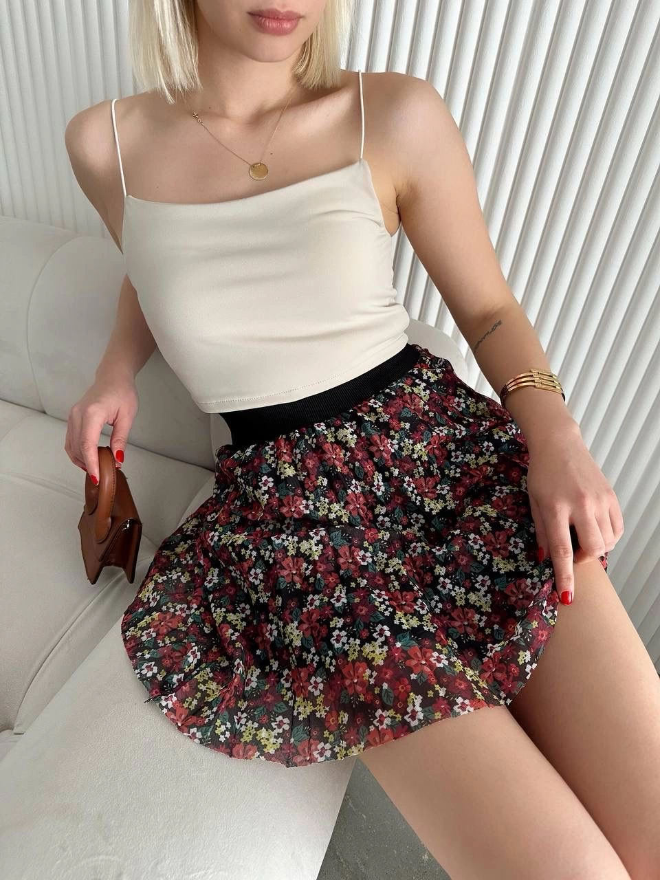 1233159_baskili-astarli-mini-etek-87946774-sw960sh1280.png Baskılı Astarlı Mini Etek Kırmızı (Beden: S) - Görsel 3