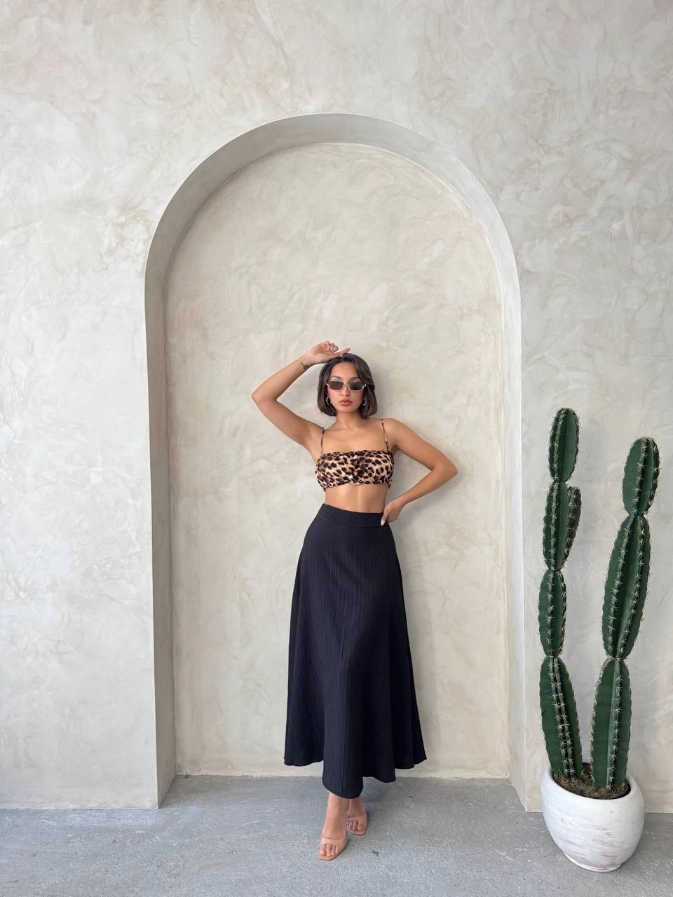 1233528_uzun-astarli-etek-s255043-23628061-sw960sh1280.png Uzun Astarlı Etek S255043 Siyah (Beden: M) - Görsel 6