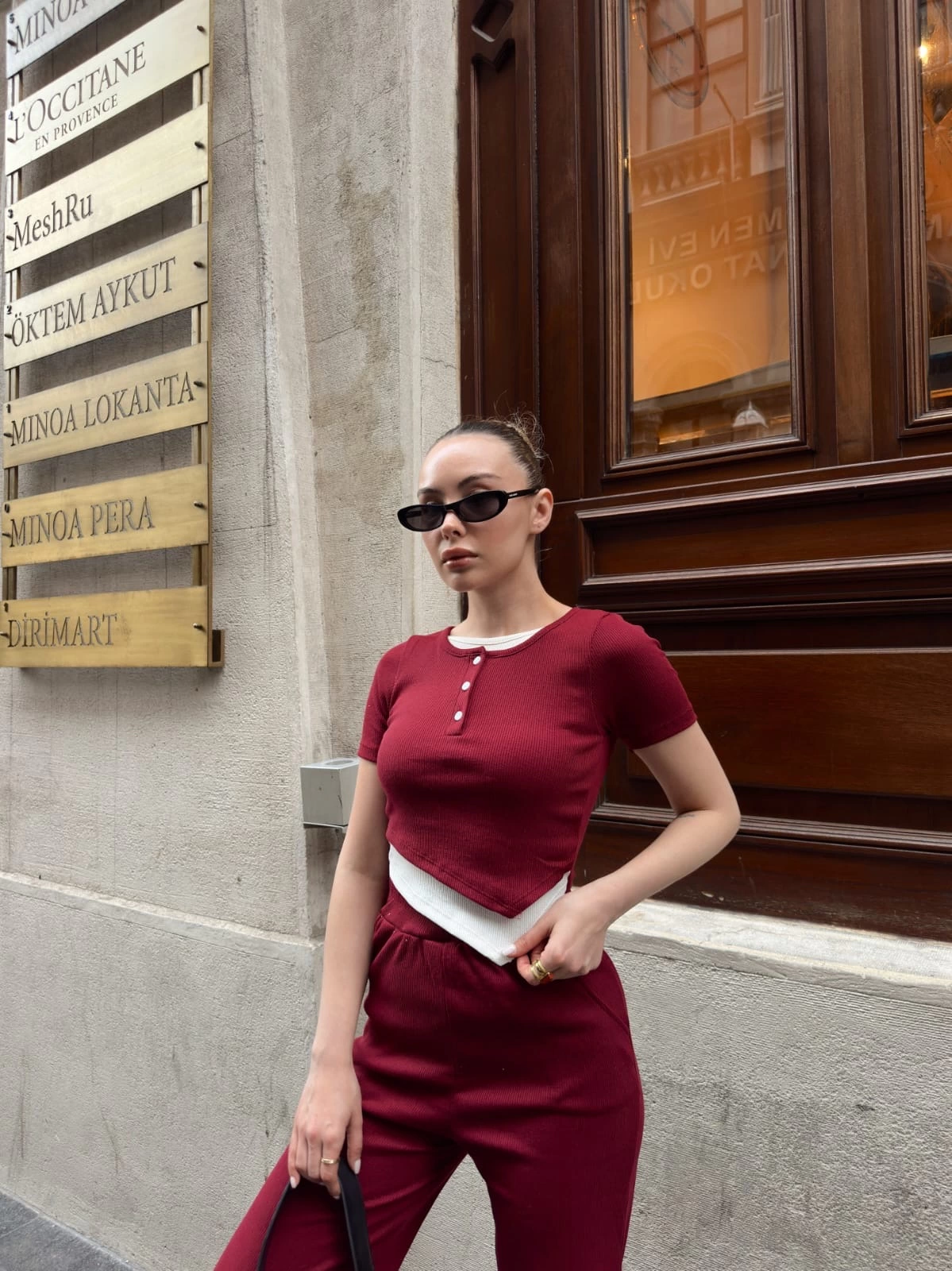 1233596_dugme-yakali-bordo-alt-ust-takim-s3943-95831032-sw1199sh1600.png Düğme Yakalı Bordo Alt Üst Takım S3943 (Beden: M) - Görsel 3