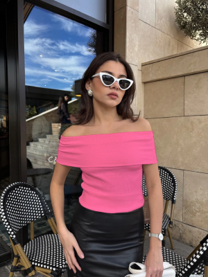 Madonna Yaka Sıfır Kol Bluz Pembe (Beden: S)