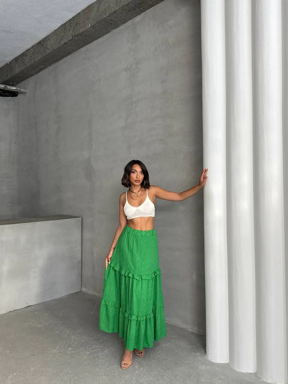 1233713_firfirli-brodeli-astarli-uzun-etek-yesil-s255047-82290355-sw960sh1280.png Fırfırlı Brodeli Astarlı Uzun Etek Yeşil S255047 (Beden: M) - Görsel 2