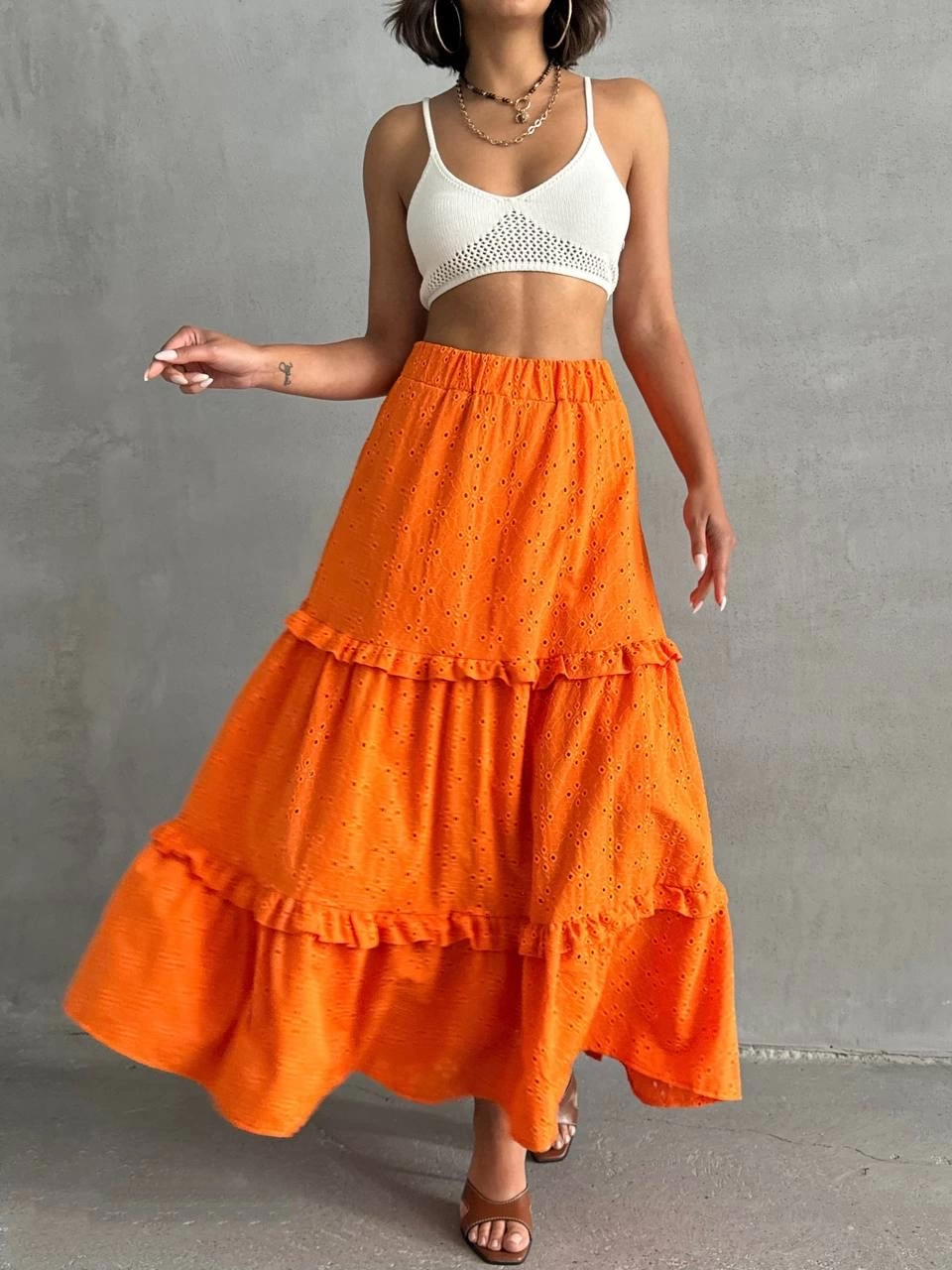 1233718_firfirli-brodeli-astarli-uzun-etek-turuncu-s255047-61508423-sw960sh1280.png Fırfırlı Brodeli Astarlı Uzun Etek Turuncu S255047 (Beden: L) - Görsel 2