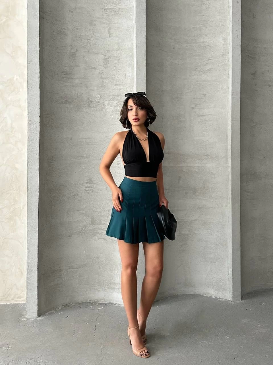 1233982_pileli-dugmeli-etek-yesil-s24811-83833426-sw960sh1280.png Pileli Düğmeli Etek Yeşil S24811 (Beden: S) - Görsel 7