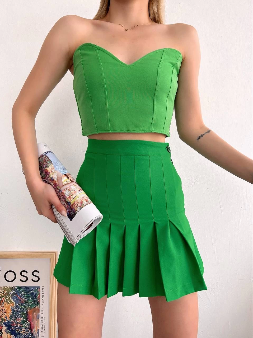 1234003_pileli-dugmeli-etek-acik-yesil-s24811-88468837-sw958sh1280.png Pileli Düğmeli Etek Açık Yeşil S24811 (Beden: S) - Görsel 5