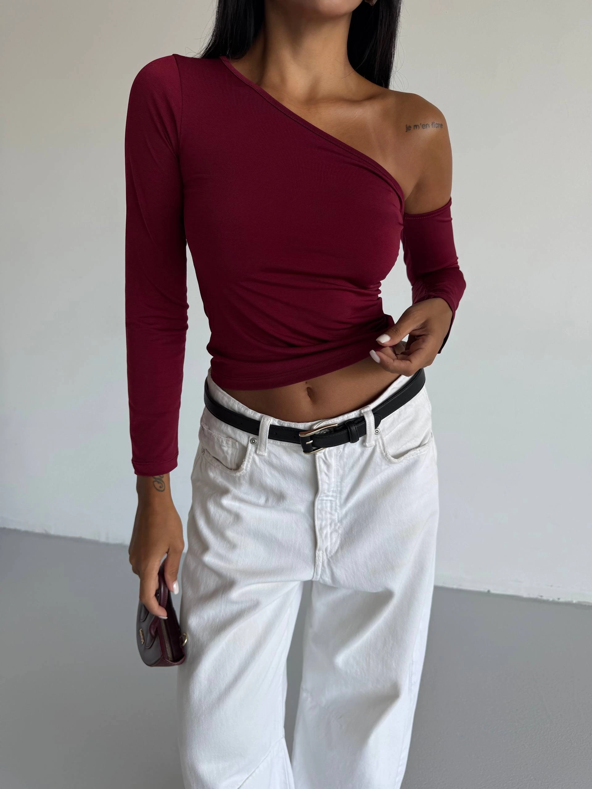 1234397_omuz-detayli-kollu-bluz-bordo-f2336-70653857-sw1920sh2560.png Omuz Detaylı Kollu Bluz Bordo F2336 (Beden: S) - Görsel 3