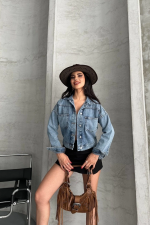 Çift Cepli Kol Katlamalı Kar Yıkama Crop Kot Ceket Mavi D2000 (Beden: S) - Görsel 4