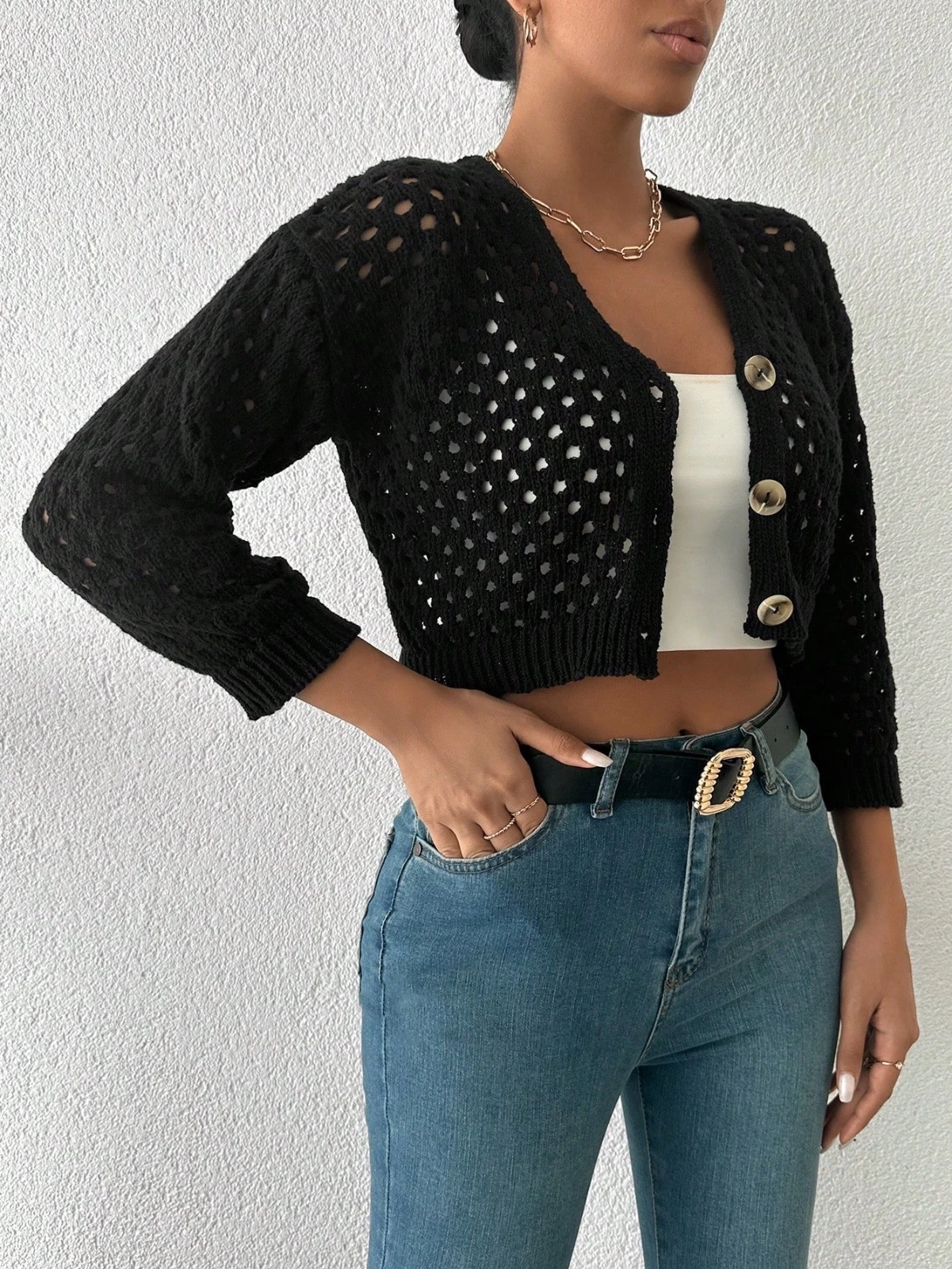 1234502_buyuk-dugmeli-delikli-hirka-siyah-63887240-sw1201sh1600.png Büyük Düğmeli Delikli Hırka Siyah (Beden: Standart) - Görsel 2