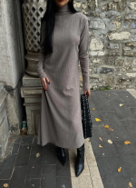 Boğazlı Kalın Bürümcük Uzun Elbise Vizon (Beden: L) - Görsel 2