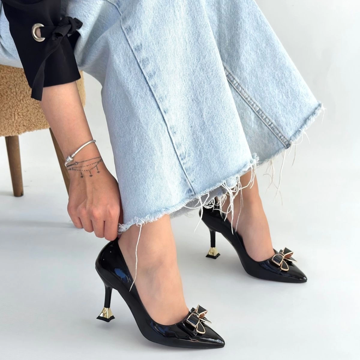 1235191_coby-siyah-rugan-topuklu-ayakkabi-415398988-sw1200sh1200.png Coby Siyah Rugan Topuklu Ayakkabı (Numara: 39) - Görsel 4