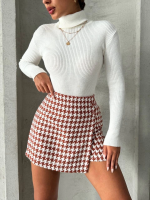 İki Düğmeli Kaz Ayağı Desen Ch Kumaş Şort Etek Bordobeyaz H26414 (Beden: Xl) - Görsel 7