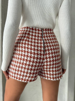 İki Düğmeli Kaz Ayağı Desen Ch Kumaş Şort Etek Bordobeyaz H26414 (Beden: Xl) - Görsel 4