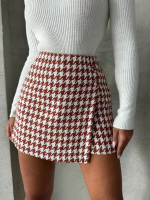 İki Düğmeli Kaz Ayağı Desen Ch Kumaş Şort Etek Bordobeyaz H26414 (Beden: Xl)