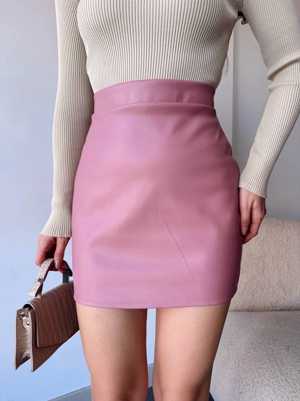 1235356_duz-deri-etek-pudra-h24468-179186-sw959sh1280.png Düz Deri Etek Pudra H24468 (Beden: L) - Görsel 1