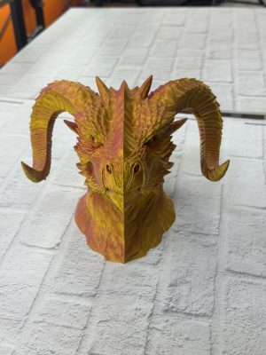 Altın Kırmızı Ejderha Figürü