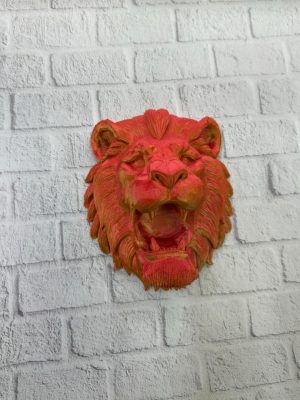 Gold Red Aslan Başı Duvar Aksesuarı