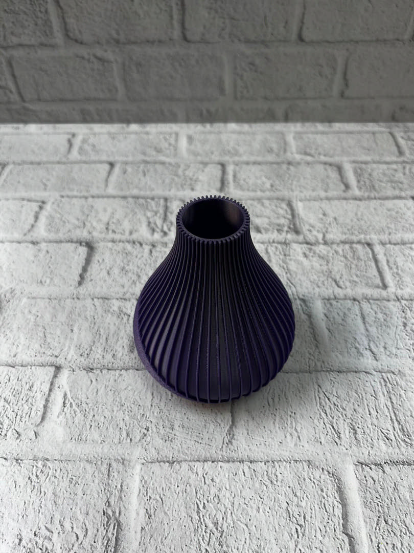 1246866_WhatsApp-Image-2025-12-11-at-11.42.17-1.jpeg 11 cm Mor Minimal Çizgili Vazo Masa Üstü Şık Dekor Objesi - Görsel 3