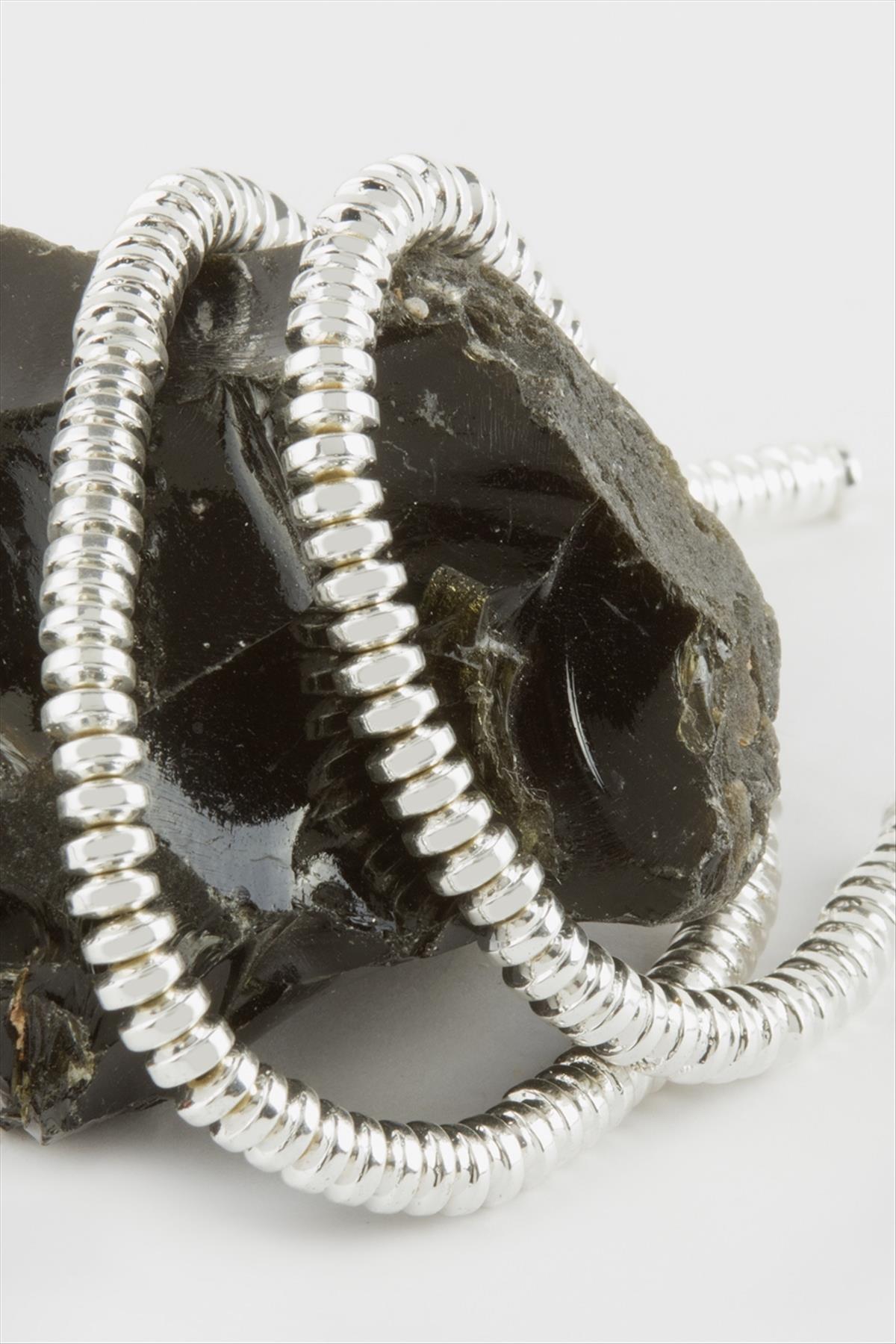 Rondela-Hematit-Tasi-6-mm-6cdf.jpg Rondela Hematit Taşı 6 mm-Gümüş Rengi - Görsel 1